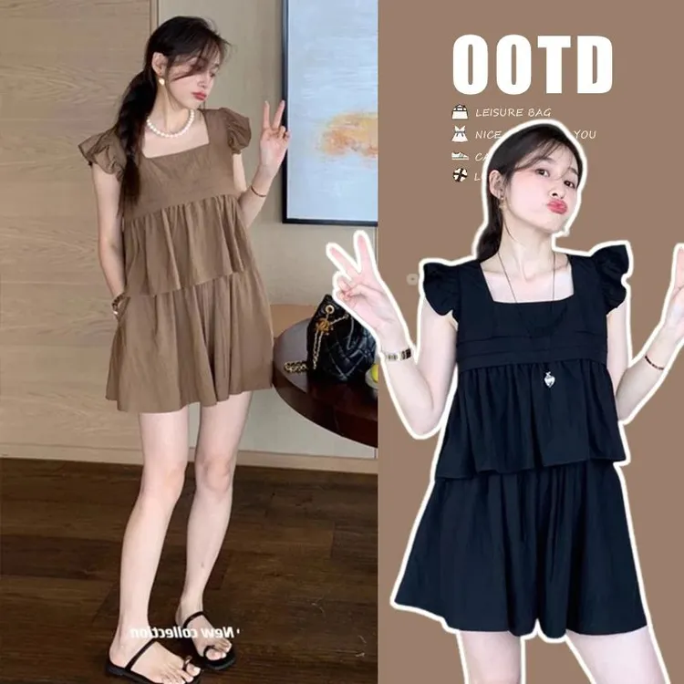 时髦孕妇套装新款夏季方领飞飞袖薄款时尚上衣短裤小个子女两件套