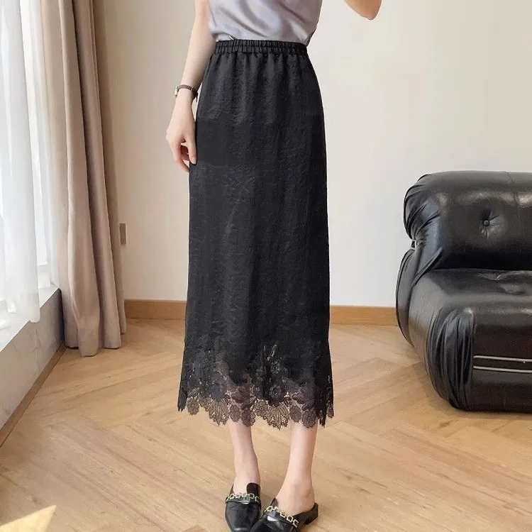 蕾丝拼接直筒缎面醋酸半身裙女黑色气质显瘦松紧腰后开叉中长款裙