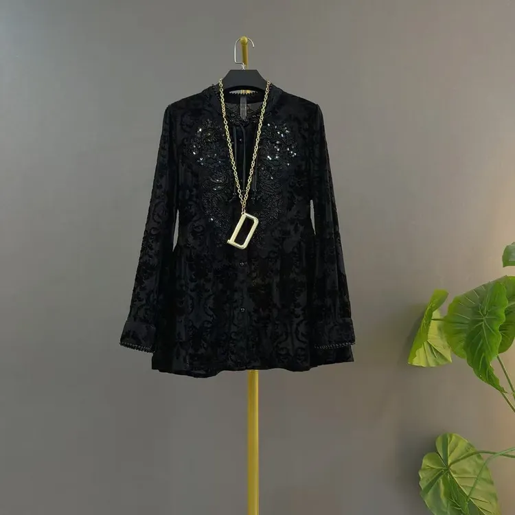 蕾丝拼接长袖立领亮片大码衬衫宽松型植绒钉珠重工欧洲站大码洋气