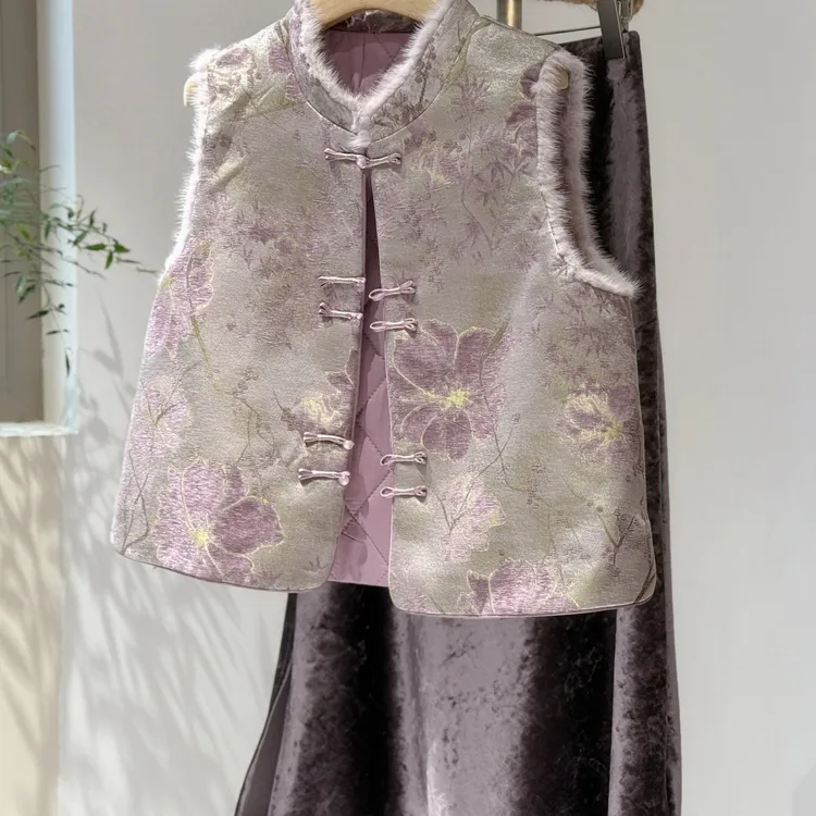 2025秋冬新款新中式国风盘扣提花宋锦夹棉加厚马甲女高端大气马夹