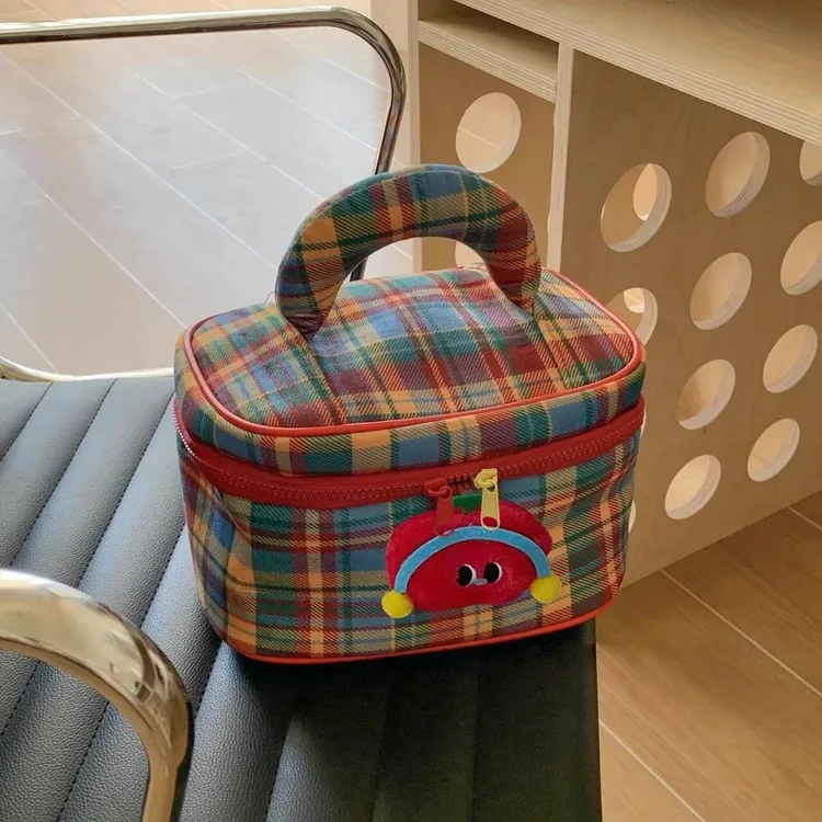 美式格纹化妆包女大容量随身收纳袋便携旅游手提分区化妆品收纳包