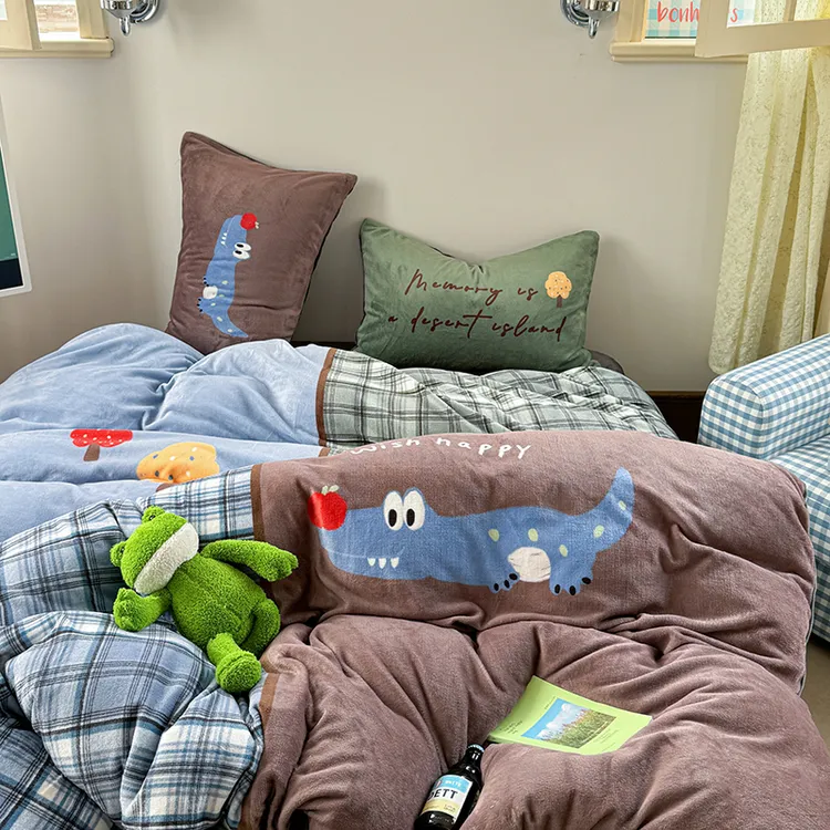 高克加厚牛奶绒大版印花卡通四件套多巴胺四件套加绒加厚被套被罩