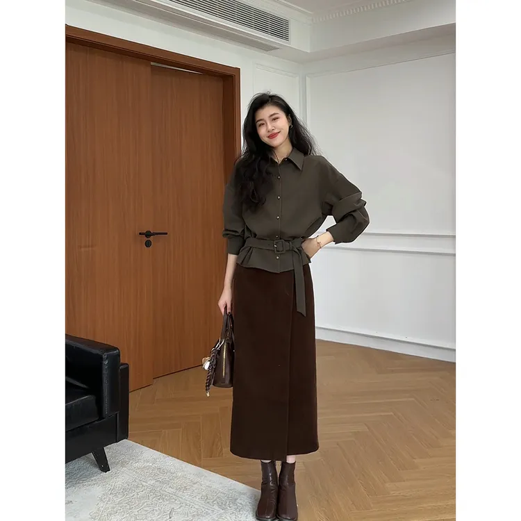张阿星【费城情书】复古优雅高智收腰系带质感衬衫+灯芯绒棕色半裙