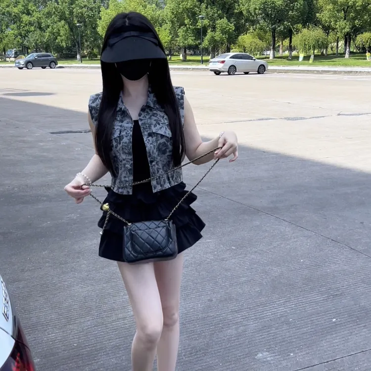 印花时尚马甲两件套套装（无背心）