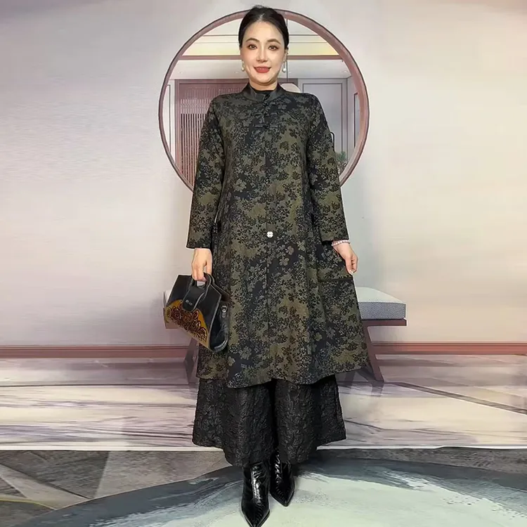 妈妈装大码中长款风衣外套2025秋季新款中老年女印花修身显瘦大衣