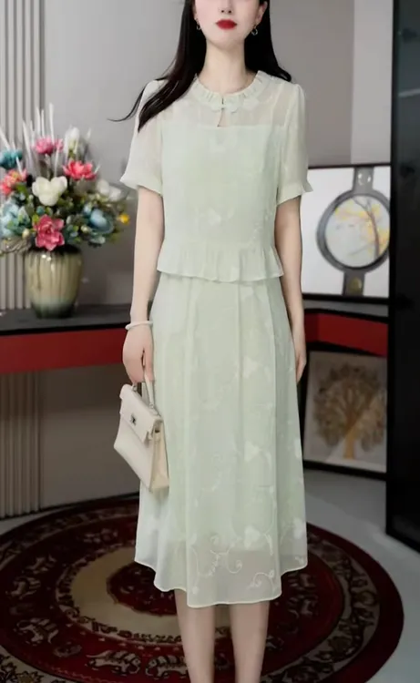 X0657 遮肚子洋气修身清新气质连衣裙女2025夏新款中长裙子