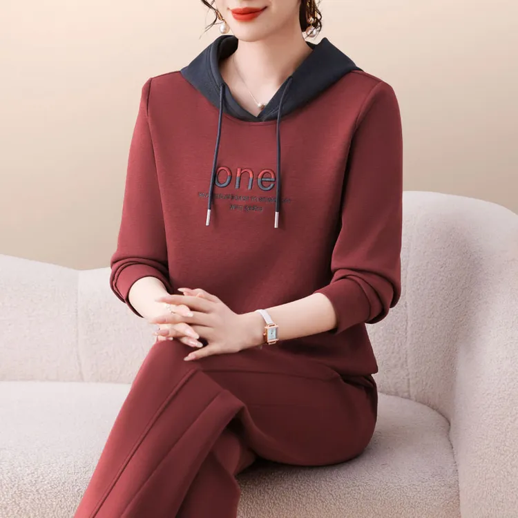 卫衣套装女春秋2025新款减龄显瘦洋气质妈妈连帽休闲运动服两件套