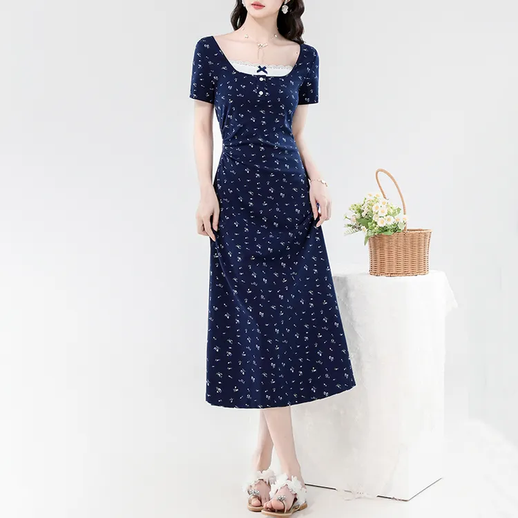 法式复古碎花连衣裙女夏季2025新款显瘦收腰气质高级感蕾丝长裙子