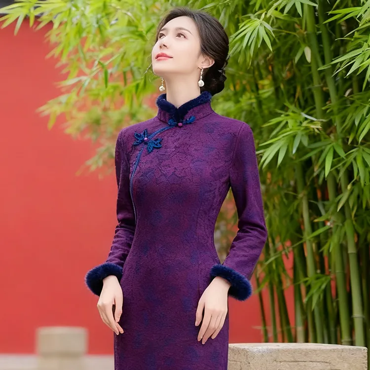 冬季加厚加绒旗袍2025新款保暖新中式复古国风改良紫色连衣裙冬天