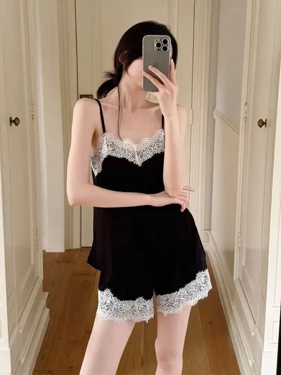 莫代尔高级感睡衣女夏季性感露背吊带纯色蕾丝短裤宽松家居服套装