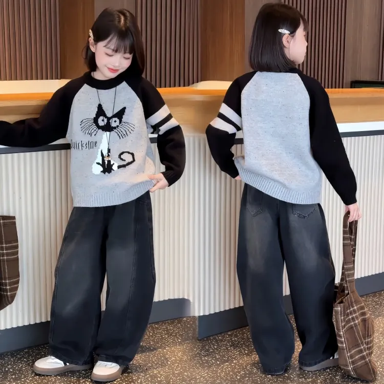 女童春秋季套装2025新款小猫拼色针织毛衣女大童牛仔弯刀裤两件套