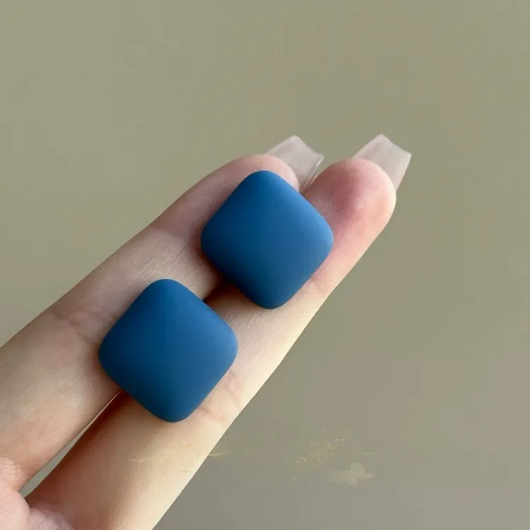 非金属树脂耳饰 磨砂方形简约几何方块耳钉女2025新款复古港风