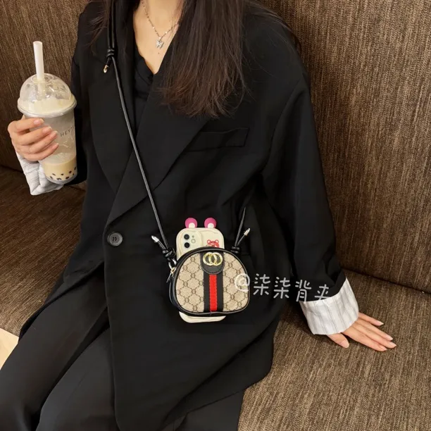 【零钱包-不含壳】经典小圆包款手机背夹时尚潮流通用型号