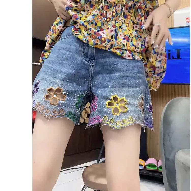 艾塔莉夏季女镂空破洞牛仔短裤时尚短裤彩色印花直筒裤子宽松重工