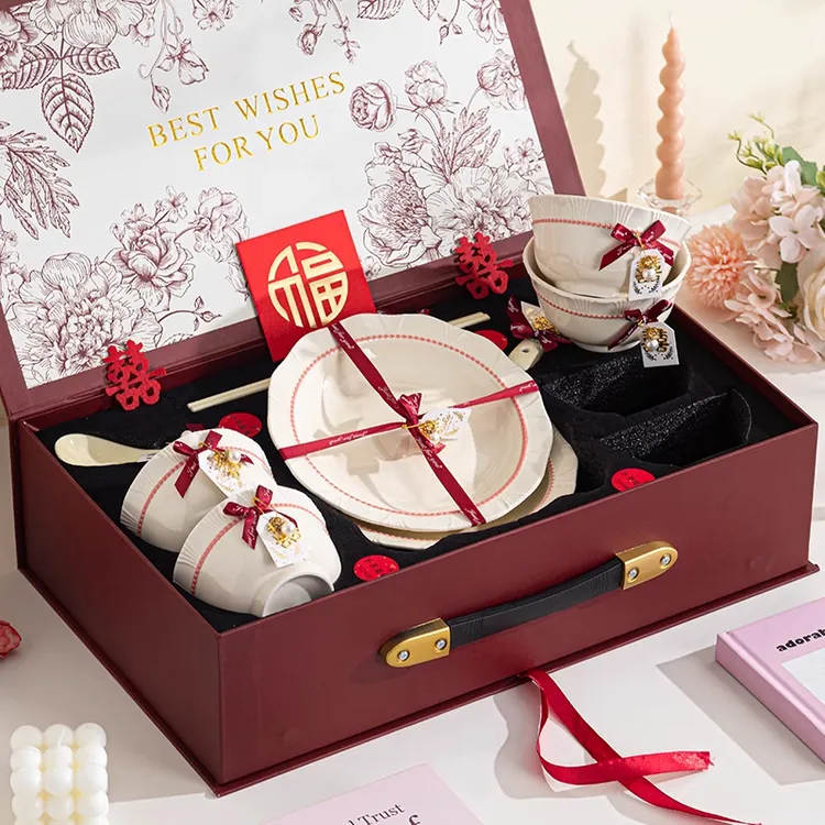 新婚礼物送新娘餐具套装碗筷礼盒实用订婚结婚送闺蜜新居婚礼乔迁