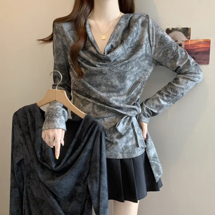 实拍胖MM大码女装2025秋季新款腰果花高级感荡领长袖T恤绑带上衣