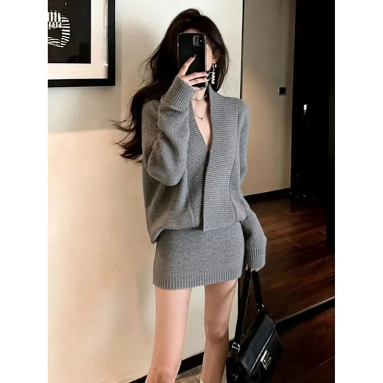 MARIE.COCO气场强大名媛女神法式轻熟大方得体灰色连衣裙配大衣裙