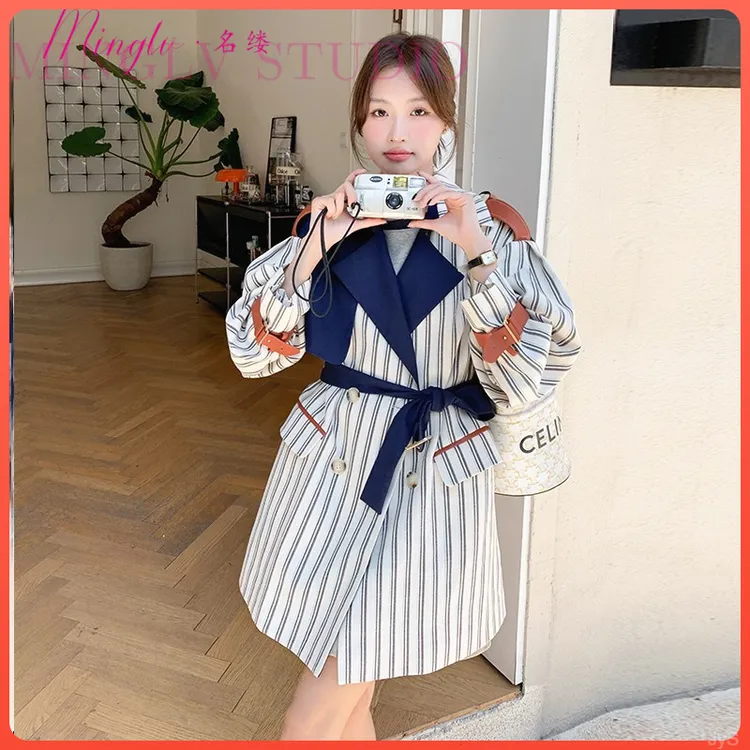 韩系设计感条纹拼色风衣女春秋新款小个子气质网红爆款气质大衣潮