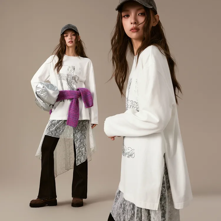 CHUU个性印花T恤女士2025冬季新品宽松圆领套头开衩磨破长袖上衣