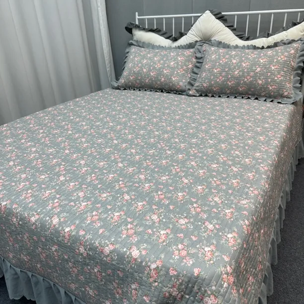  【秋季新款】四季可铺花边床盖机洗不起球亲肤 三层防滑四季可铺