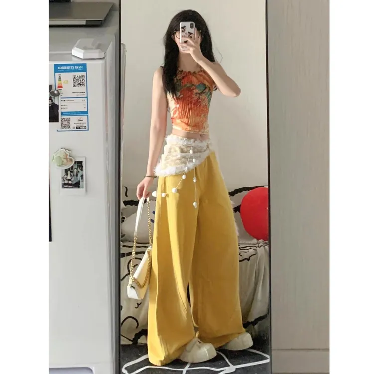 高街做旧设计感树叶黄色牛仔裤女秋季新款高腰宽松显瘦直筒时尚