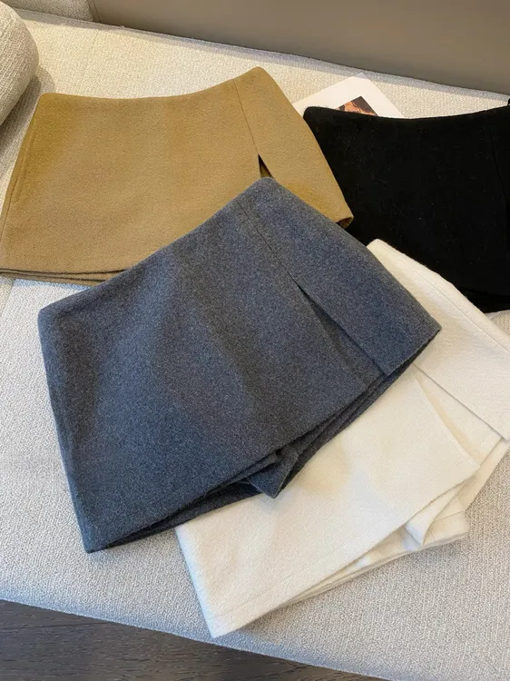 时尚设计感双层开叉毛呢短裙冬季新款小个子防走光A字半身裙