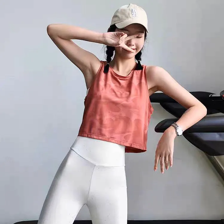 瑜伽背心女短款露脐无袖圆领休闲跑步健身服薄款透气速干专业T恤