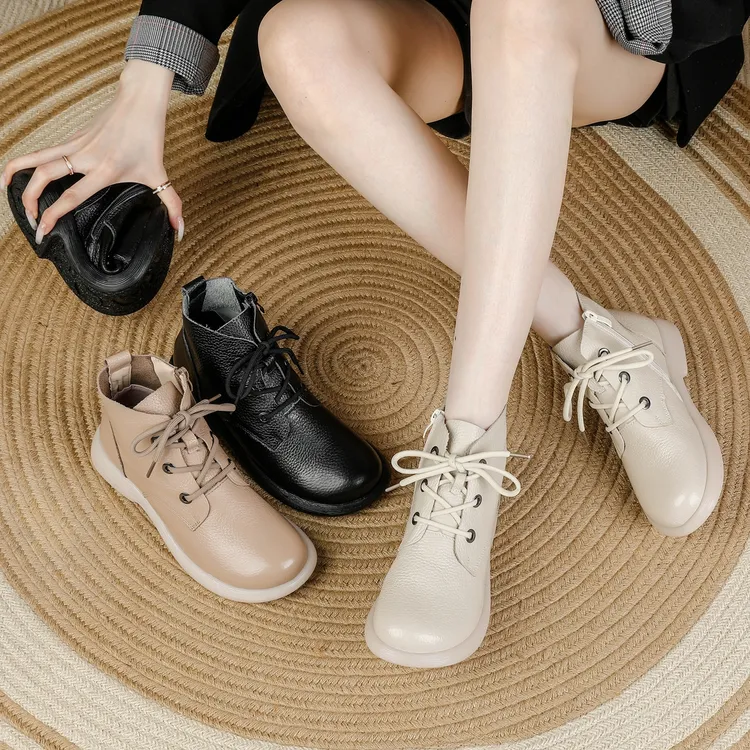 秋冬新款头层牛皮马丁靴时尚百搭舒适女靴英伦风系带软底软面