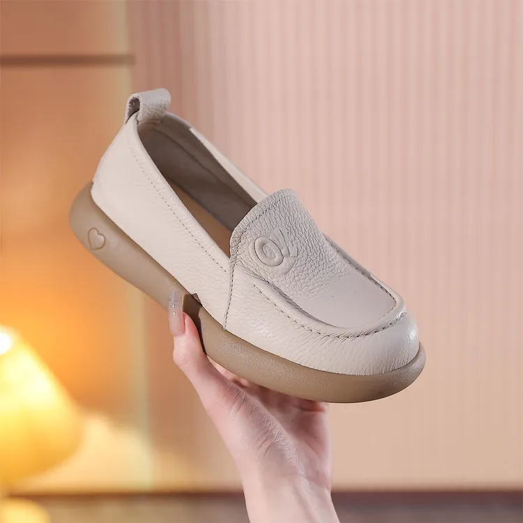 头层牛皮春秋舒适中老年休闲软底妈妈鞋防滑平底透气圆头软皮女鞋