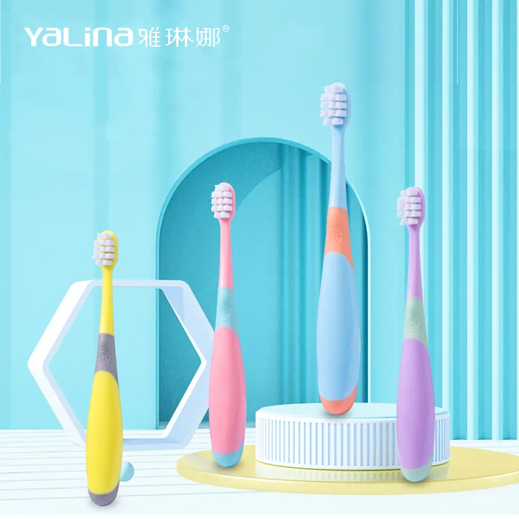 雅琳娜儿童万根刷毛牙刷幼儿软毛独立包装3-12岁卡通宝宝细软护齿