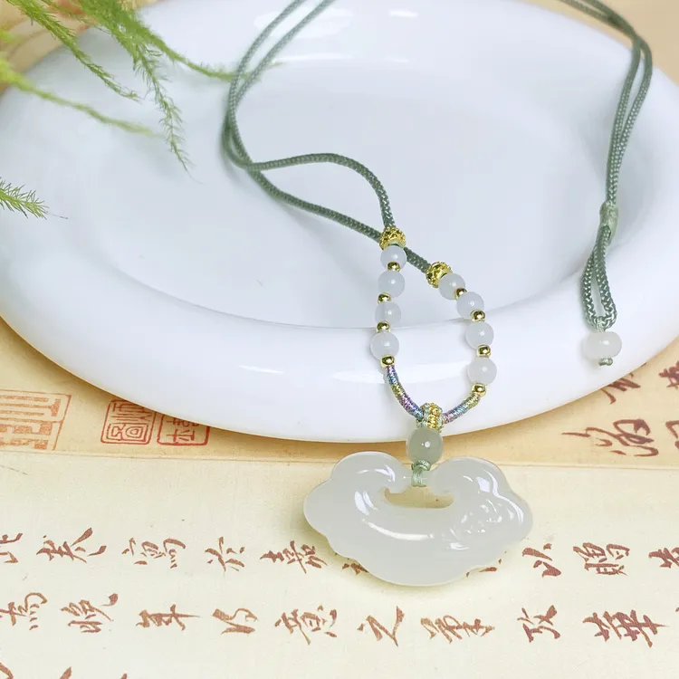 祥云锁约35mm高冰底玉佩莲花如意锁平安锁编绳吊坠送女士精雕真品