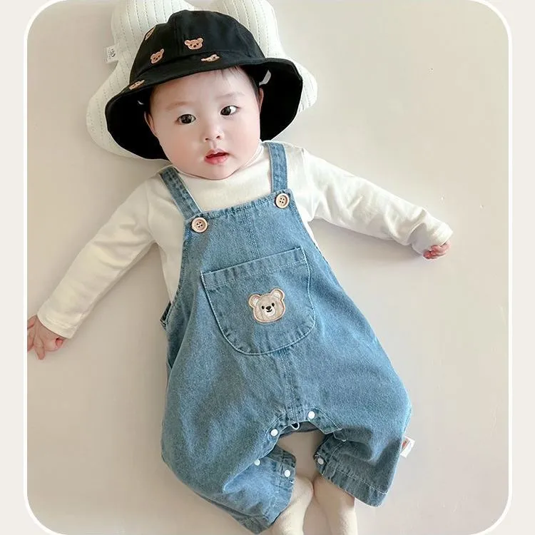 婴儿男女宝背带裤春秋款洋气超萌宝宝婴幼儿按扣帅气超软牛仔裤