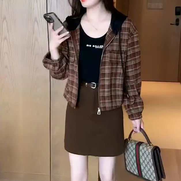 格子短外套女长袖2025春季新款时尚减龄气质拼接休闲宽松连帽上衣
