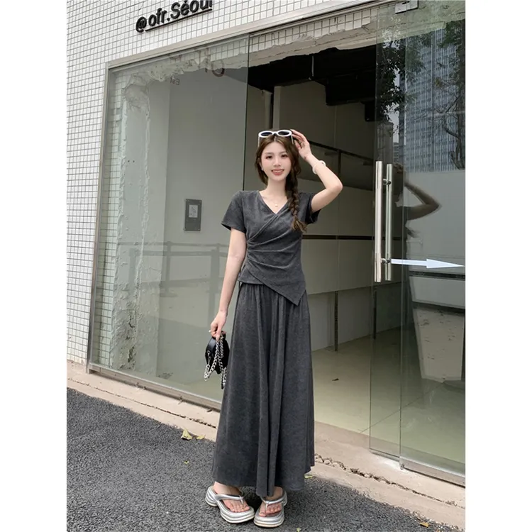 2025夏季大码女装修身显瘦不规则遮肉休闲短袖上衣＋半身裙套装