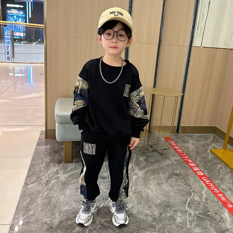 儿童套装春秋款新款韩版帅气炸街休闲洋气男童中小童运动拼色卫衣