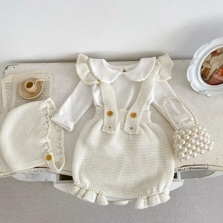 INS婴儿秋款衣服可爱宝宝针织飞袖背带裤纯色百搭棉纱哈衣包屁衣