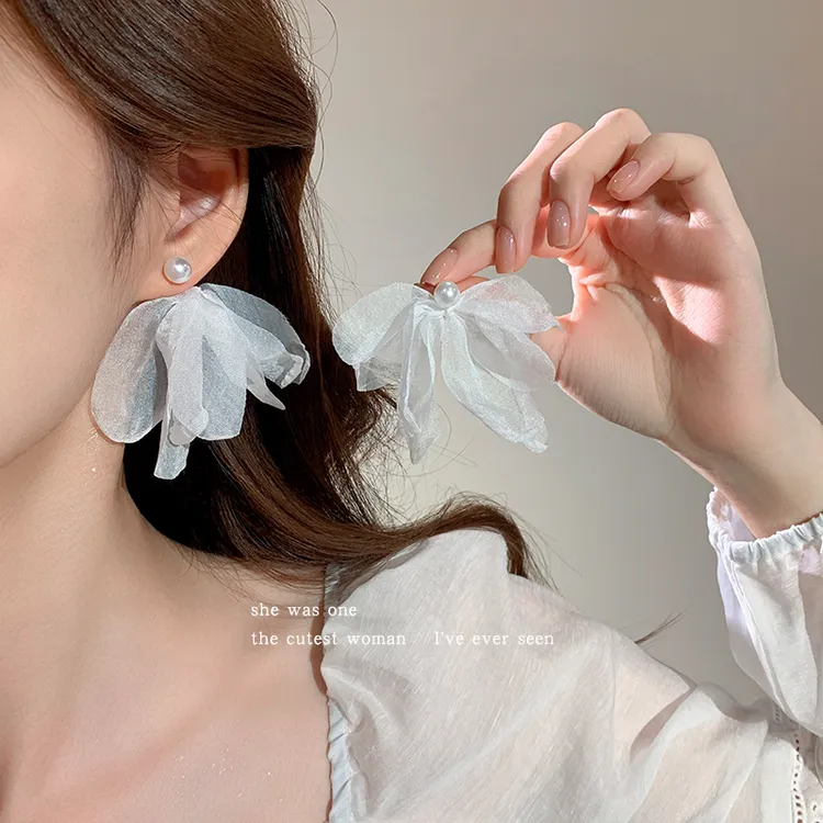 非金属仿珍珠耳饰 超仙布艺花瓣耳环网纱耳钉女 2025新款甜美耳坠