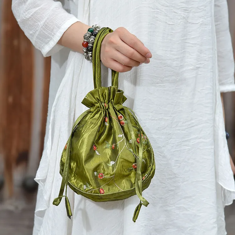 民族风帆布古风包绣花刺绣小包化妆包文艺束口