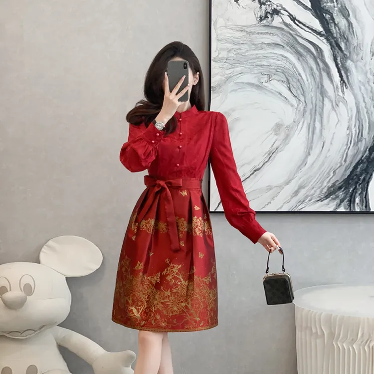 新中式汉服连衣裙气质春装改良国风高端刺绣早春年会晚礼服马面裙