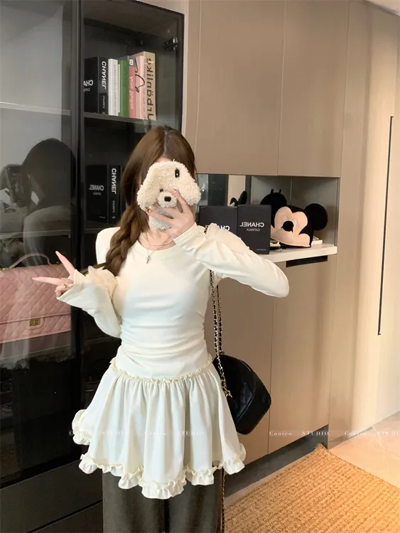 韩系花边拼接打底长袖连衣裙2024冬季新款修身显瘦德绒加厚短裙女