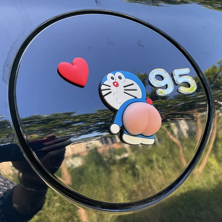 3d立体汽车油箱盖车贴纸创意个性9295加油提示装饰防撞贴蜡笔小新