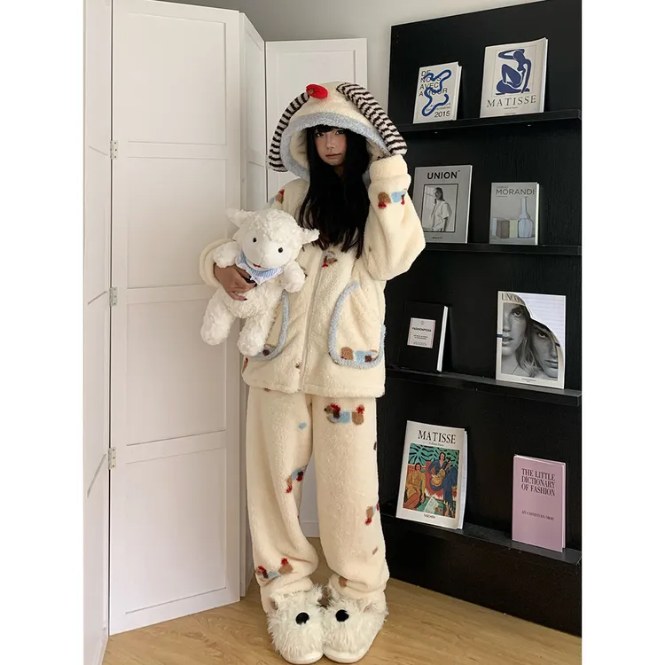 软糯亲肤可爱腊肠狗连帽珊瑚绒睡衣女冬季新款加绒加厚家居服套装
