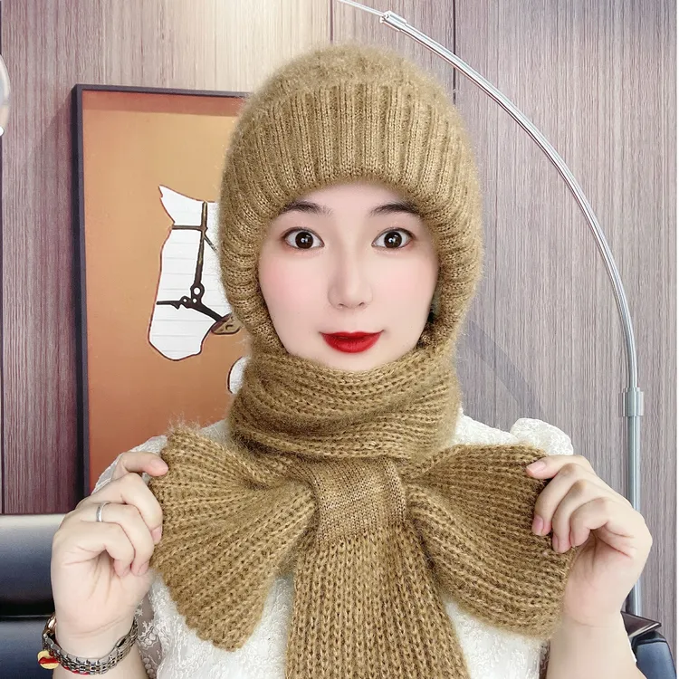 秋冬新款立体菠萝纹松鼠绒双层针织加绒加厚围巾帽子一体风雪帽