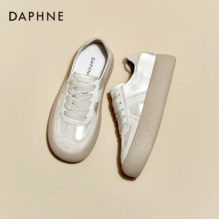 达芙妮2025春秋女鞋时尚百搭舒适德训鞋女复古厚底小白鞋女板鞋