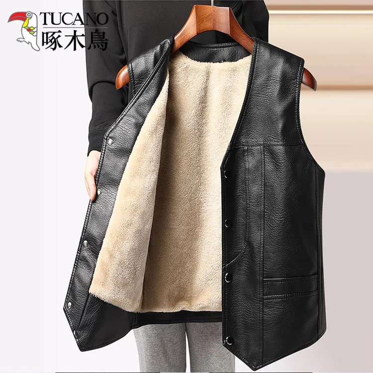 啄木鸟中老年皮毛一体马甲男秋冬季背心加绒加厚保暖爸爸装皮坎肩