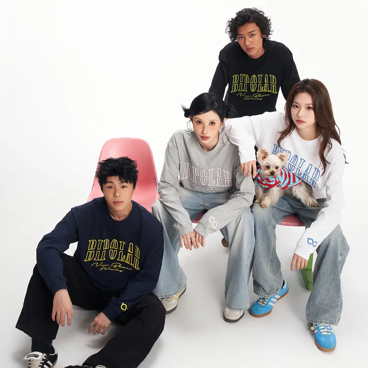 BIPOLAR断开字刺绣圆领宽松复古国潮情侣男女同款长袖T恤  11B320