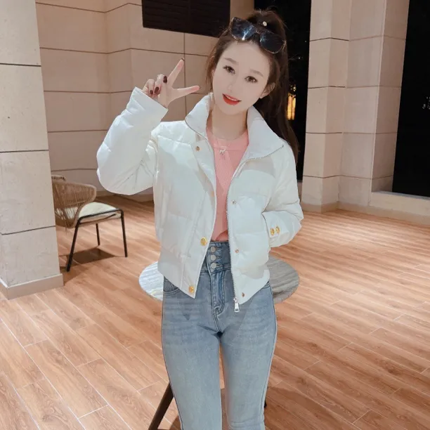 白色短款小个子不臃肿羽绒服女款爆款生日新款正品白鸭绒保暖外套