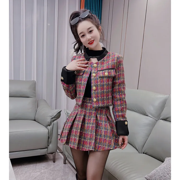 秋冬女外套两件套小香风套装新款洋气显瘦小个子高级2025百褶裙