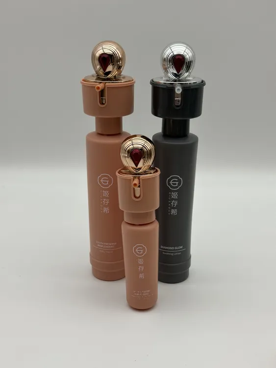 姬存希肆极而生璀璨丝滑水替换装，璀璨护肤品替换芯