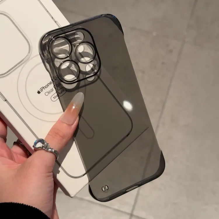 欧克里里超薄透黑PC硬壳适用苹果15手机壳iphone13/14无边框11/12